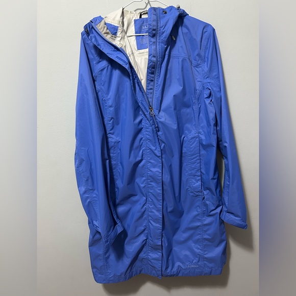 L.L. Bean Jackets & Blazers - L.L Bean Women’s Blue Long Rain Coat